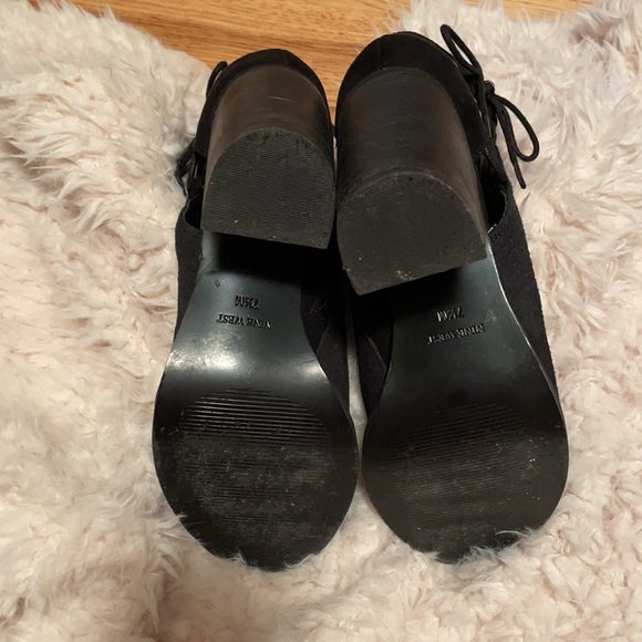 Nine West Merlahnio Black Leather Booties size 7.5 - Picture 6 of 6